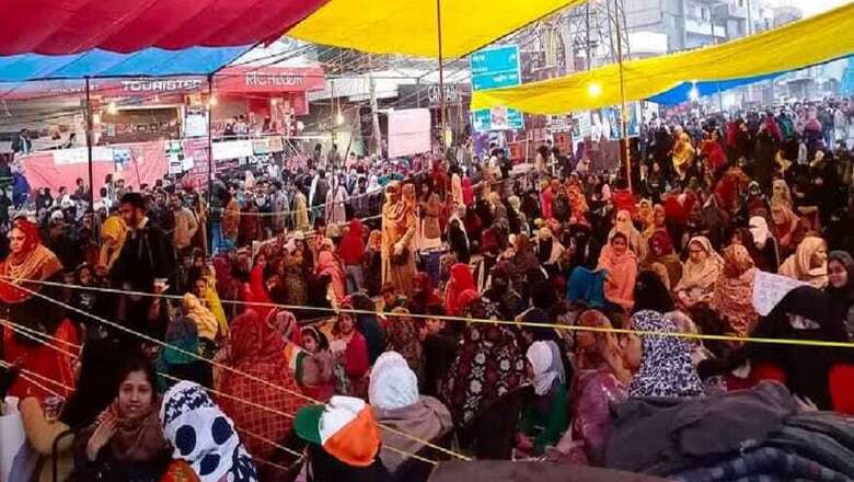 In Shaheen Bagh-inspired Protest, Mumbai Women Launch Sit-in Dharna Against CAA, NRC