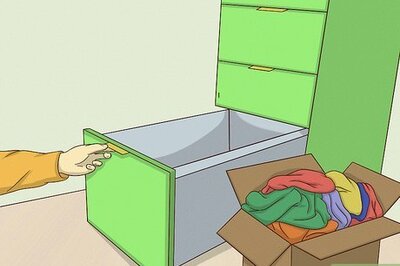 How to Get a Basic Wardrobe (for Girls)