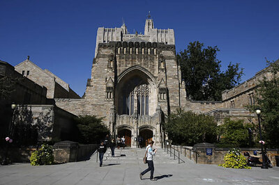 Lockdown ends at Yale University's Connecticut campus, no gunman found