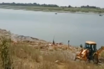 Seven More Bodies Seen Floating in Ganga in UP's Ballia District, Total Count Touches 52