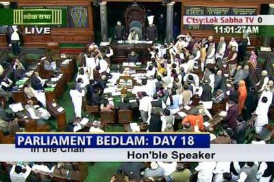 2G logjam: Speaker meets non-BJP parties