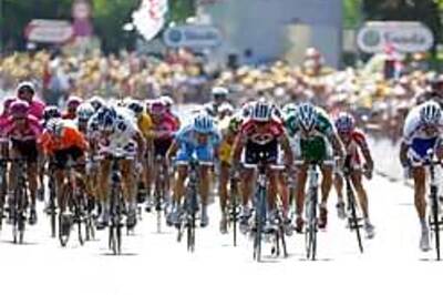 Cycling: Hincapie loses lead to Hushovd