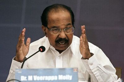 Congress Leader Veerappa Moily Faces Plagiarism Charges, 'The Hindu' Pulls Back Article