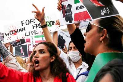 Iranian Journalists Who Broke the News of Mahsa Amini's Death Branded as CIA Agents