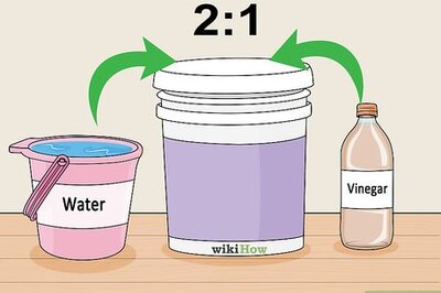 How to Take Water Marks Off Vehicles