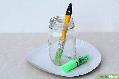 How to Make Galaxy Glow in the Dark Jars