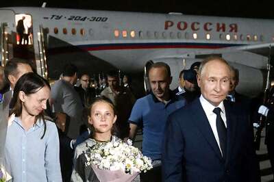 Children Of Freed Russian Agents Learn True Identities On Way To Moscow, Greeted By Putin In Spanish