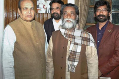 Soren oath-taking rescheduled at astrologers' behest