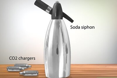 2 Simple Ways to Make Carbonated Water at Home