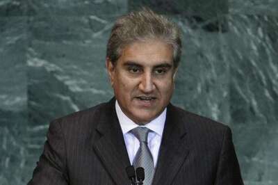 Pakistan's Foreign Minister Shah Mahmood Qureshi Speaks With OIC Top Official Over Kashmir