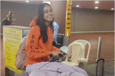 Suchitra Krishnamoorthi's Daughter Kaveri Under Self Quarantine After Returning from US Amid Coronavirus