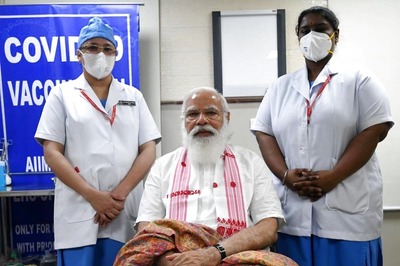After PM Modi Leads the Way, BJP Ministers & MPs to Take Vaccines in Their Constituencies as Confidence-Building Measure