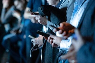 Spending More Time Online Linked to Cyberbullying in Teens: Reports