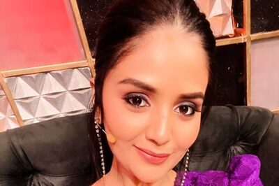 Sreemukhi Exudes Boss Lady Finesse In Green Co-ord Set And Shimmer Coat