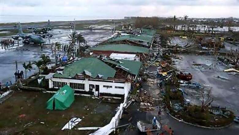 Philippine Red Cross says at least 1000 killed in Typhoon Haiyan