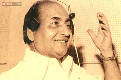 Lata Mangeshkar and Rishi Kapoor pay tribute to Mohammed Rafi on his 35th death anniversary