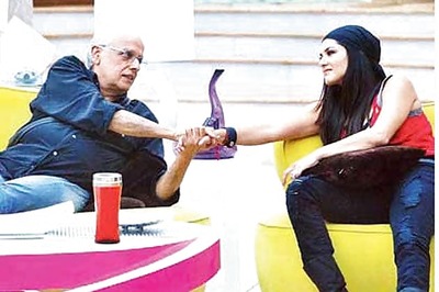 Will Sunny Leone sign 'Jism 2'?