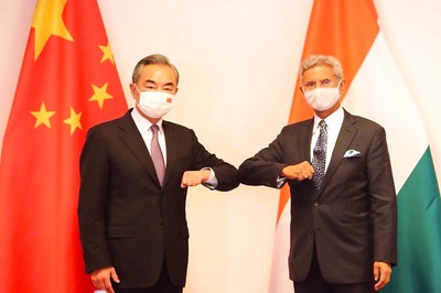Jaishankar, Chinese FM Wang Yi Meet at SCO Summit, Talk 'Outstanding' LAC Issues