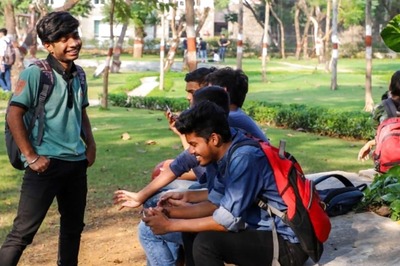 Chhattisgarh Offers Interest-Free Education Loans to Poor Students From Naxal-Affected Areas