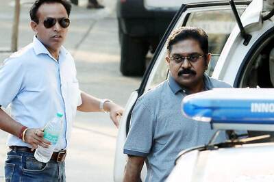 Dinakaran Faction Moves Election Commission Against Sasikala Ouster