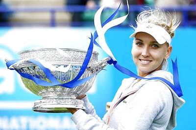 Vesnina overpowers Hampton to take Eastbourne title