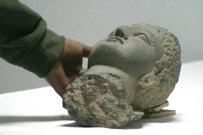 Islamabad Museum Puts Rare Statue of Lord Buddha's Head on Display