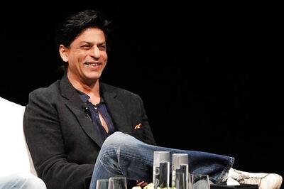 SRK wants actress' name to appear first on film credit rolls