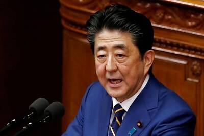 Japan PM Shinzo Abe Expands State of Emergency Nationwide to Halt Coronavirus Spread