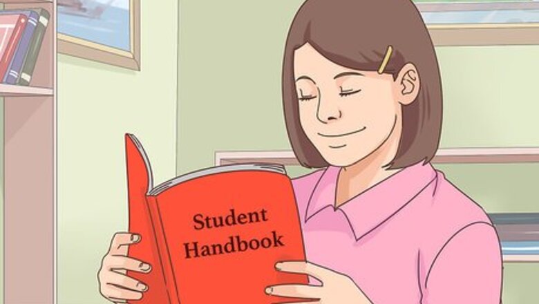 How to Dress Like an Individual at a School With a Dress Code