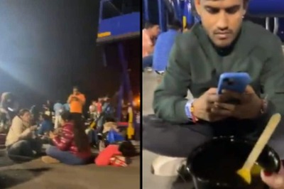 Notice Sent to IndiGo, Mumbai Airport After Video Of Flyers Eating Food on Tarmac Goes Viral