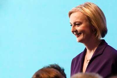 Liz Leaves: A Timeline of How Truss Tumbled Down Downing Street in 6 Weeks