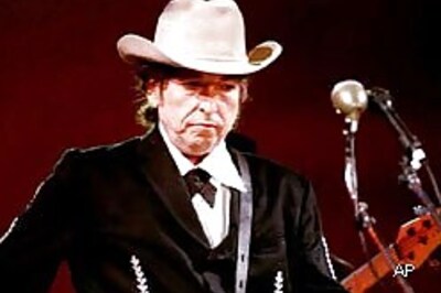 Bob Dylan not ready for retirement
