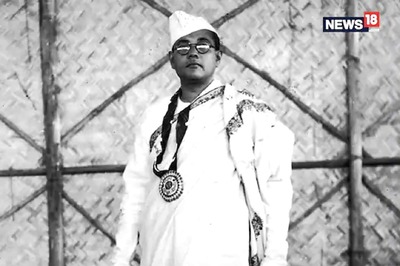 It's Mamata's 'Desh Nayak Diwas' vs BJP's 'Parakram Diwas' as Parties Fight for Slice of Netaji's Legacy