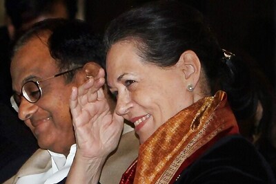 Sonia, Rahul, have no moral ethics: Team Anna