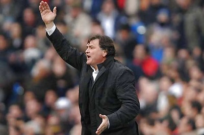 China sack national team coach Comacho