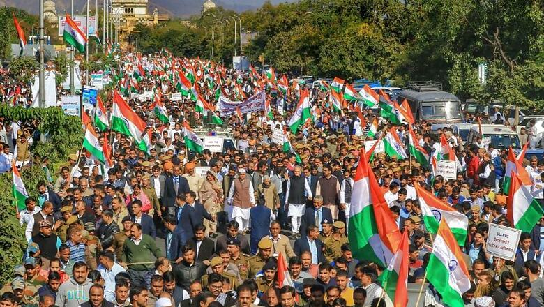 Multiple Protests in Delhi, Shillong Curfew Lifted: No Major Violence as Agitation Against CAA Continues