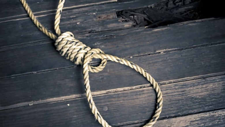UP Farmer Commits Suicide by Hanging from Tree, Son Blames Repayment of Bank Loans