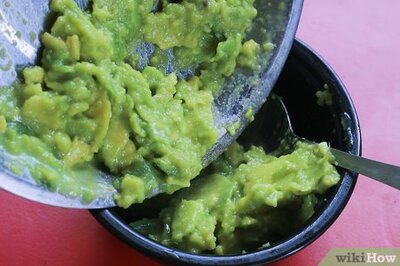 How to Keep Guacamole Fresh