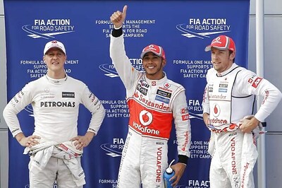 Hamilton takes pole for Malaysian Grand Prix