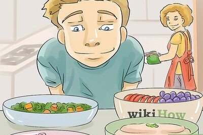 How to Encourage Your Child to Eat Healthy Snacks