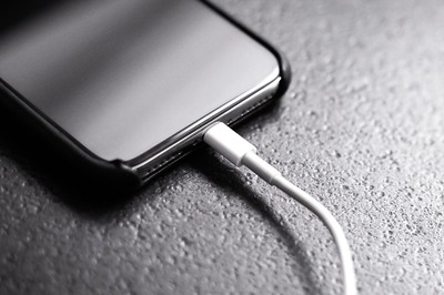 Apple Could Face More Pressure To Ditch Lightning Port As US Seeks Common Charging Standard