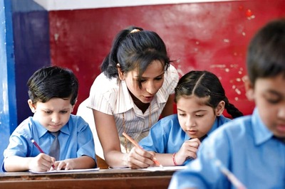 Bihar Schools Get Six Additional Holidays; Students Up To Class 12 To Receive Study Kits
