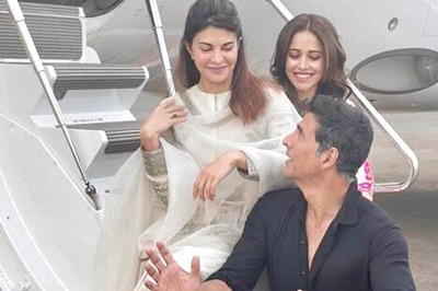 Akshay Kumar Leaves for Ayodhya to Begin 'Ram Setu' Shoot with Jacqueline and Nushrat, See Pic