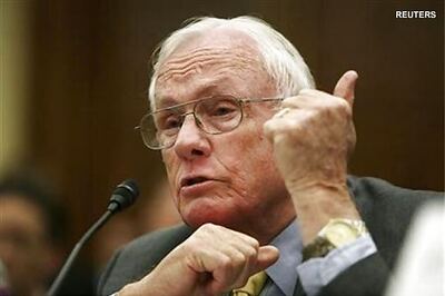 Neil Armstrong to be buried at sea