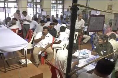 Congress wins 13 seats, BJP bags 12 in Bangalore urban