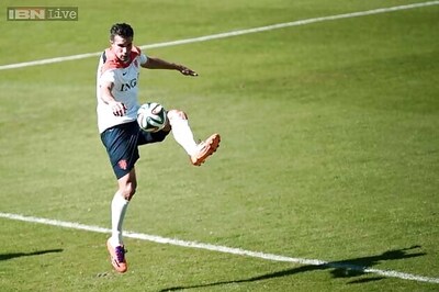 World Cup 2014: Robin van Persie back for Dutch to terrorise Mexico