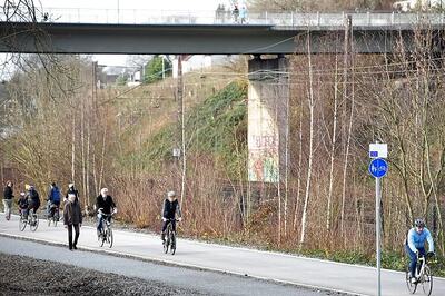 Germany gets its first bicycle highway