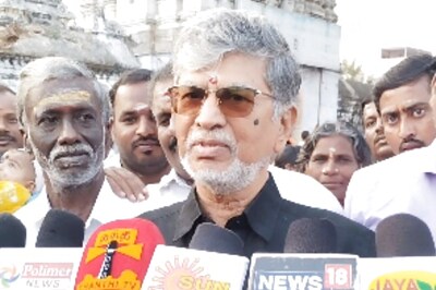 All's Not Well Between Thalapathy Vijay And His Father SA Chandrasekhar?