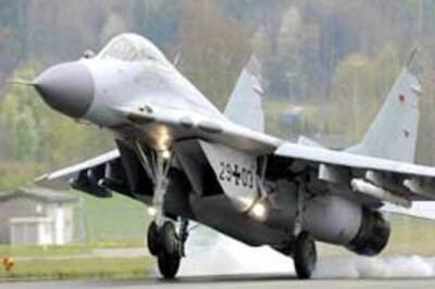 MiG-29 fighter crashes, pilot safe