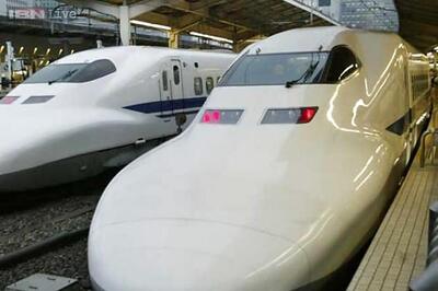 Japan: Two passengers dead after man sets himself ablaze on bullet train